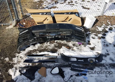 2014 Porsche Panamera E-Hybrid S из США, поврежденный, VIN WP0AD2A77EL044504